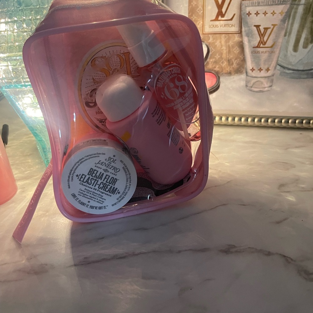 Sol de Janeiro Pink Bath & Body Delight